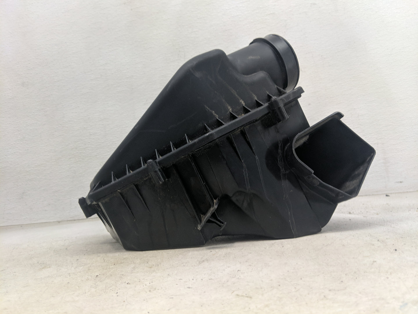 2017-2020 Bmw 530i Air Cleaner Intake-duct Hose Tube - Oemusedautoparts1.com
