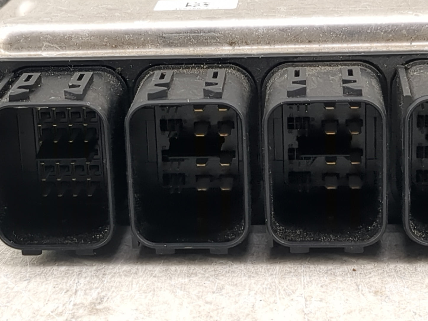 2018-2019 Bmw 540 PCM Engine Control Computer ECU ECM PCU OEM P/N:9485817-01 0261S21003, 0327S4608 Fits Fits 2018 2019 OEM U
