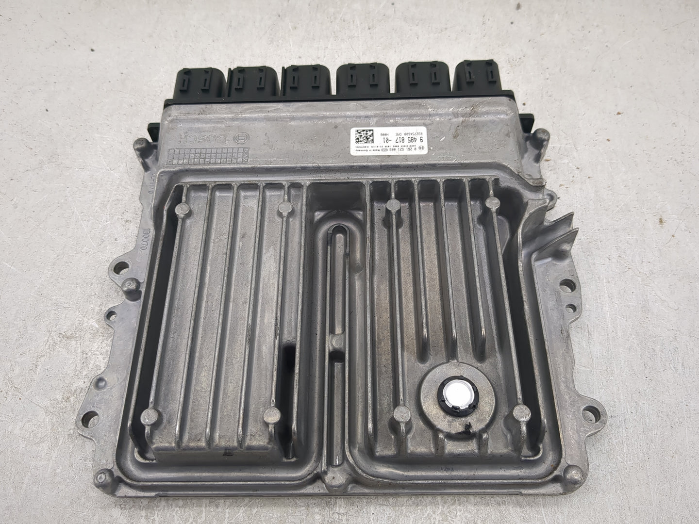 2018-2019 Bmw 540 PCM Engine Control Computer ECU ECM PCU OEM P/N:9485817-01 0261S21003, 0327S4608 Fits Fits 2018 2019 OEM U