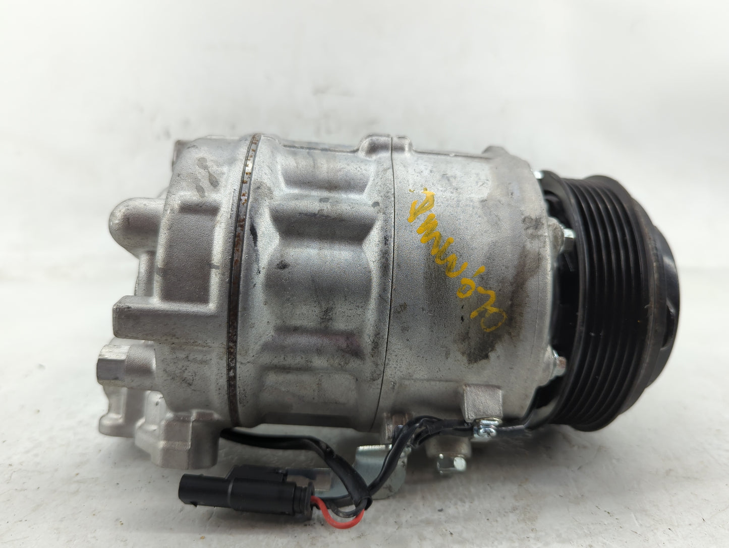 2017-2019 Bmw 540i Air Conditioning A/c Ac Compressor Oem - Oemusedautoparts1.com