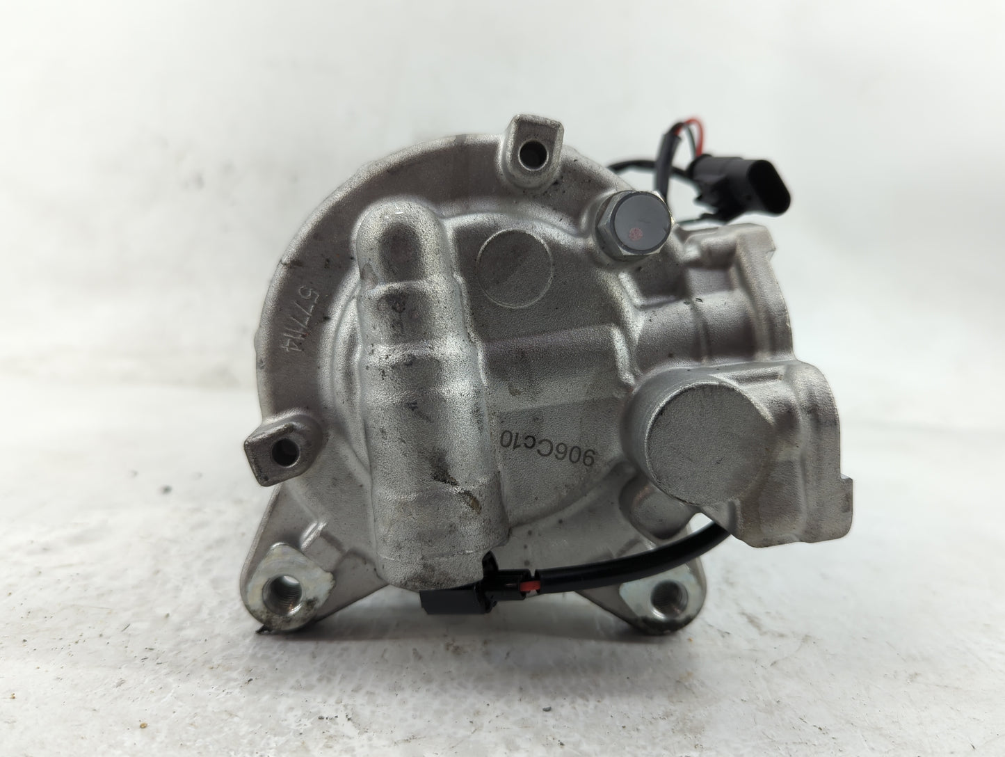 2017-2019 Bmw 540i Air Conditioning A/c Ac Compressor Oem - Oemusedautoparts1.com