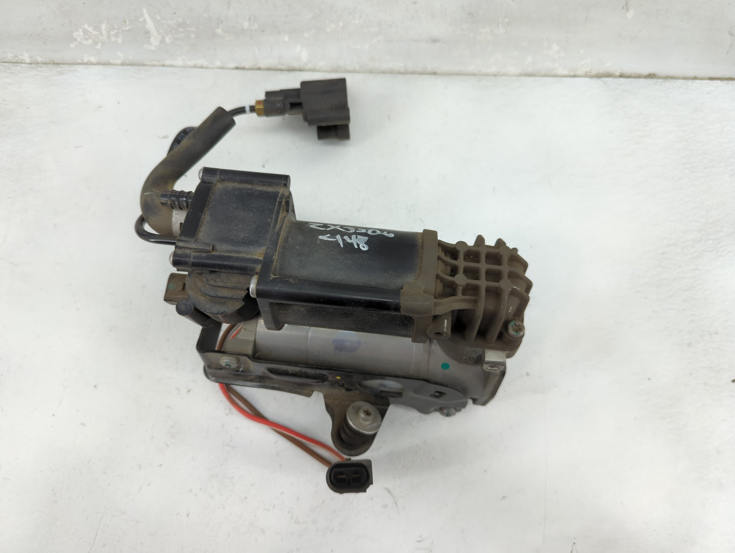 2018-2018 Bmw 640i Air Suspension Pump - Oemusedautoparts1.com