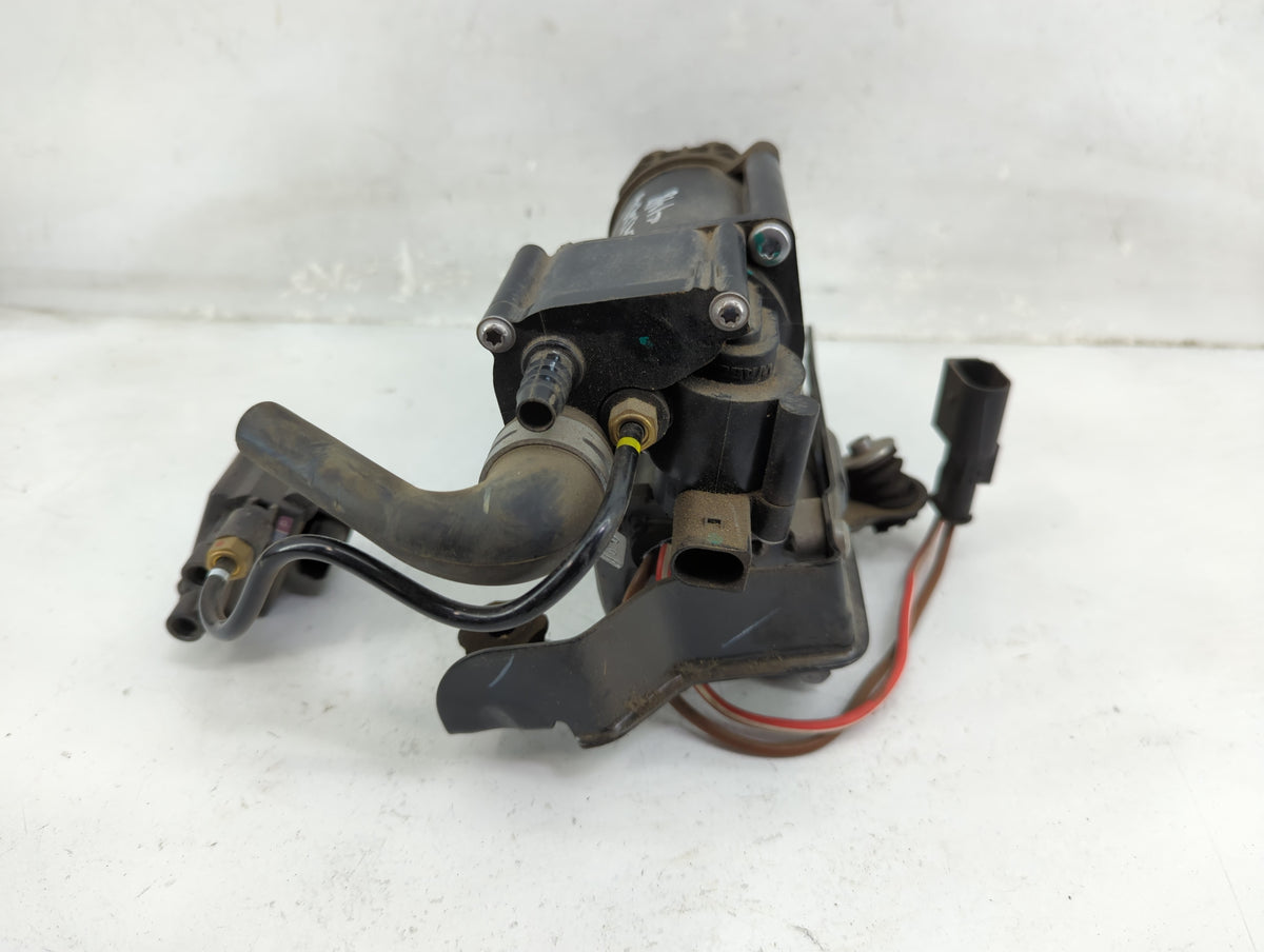 2018-2018 Bmw 640i Air Suspension Pump - Oemusedautoparts1.com