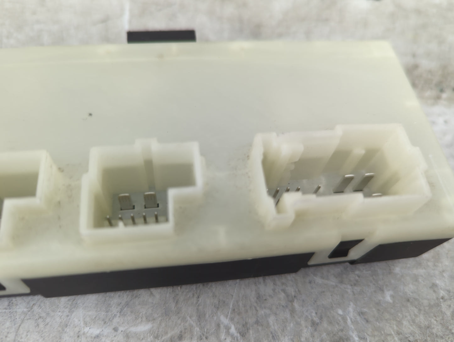 Bmw 640igt Body Control Module Bcm Inner Cabin Fuse Box - Oemusedautoparts1.com