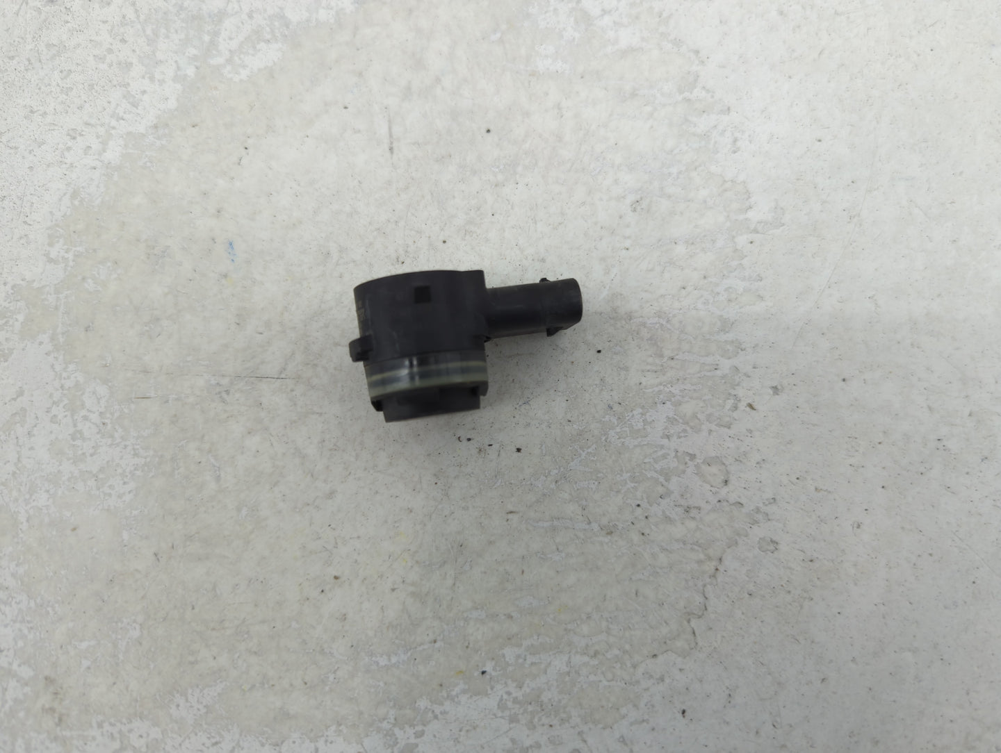 2019 Bmw 740 Front Park Assist Sensor Black 1456389 - Oemusedautoparts1.com