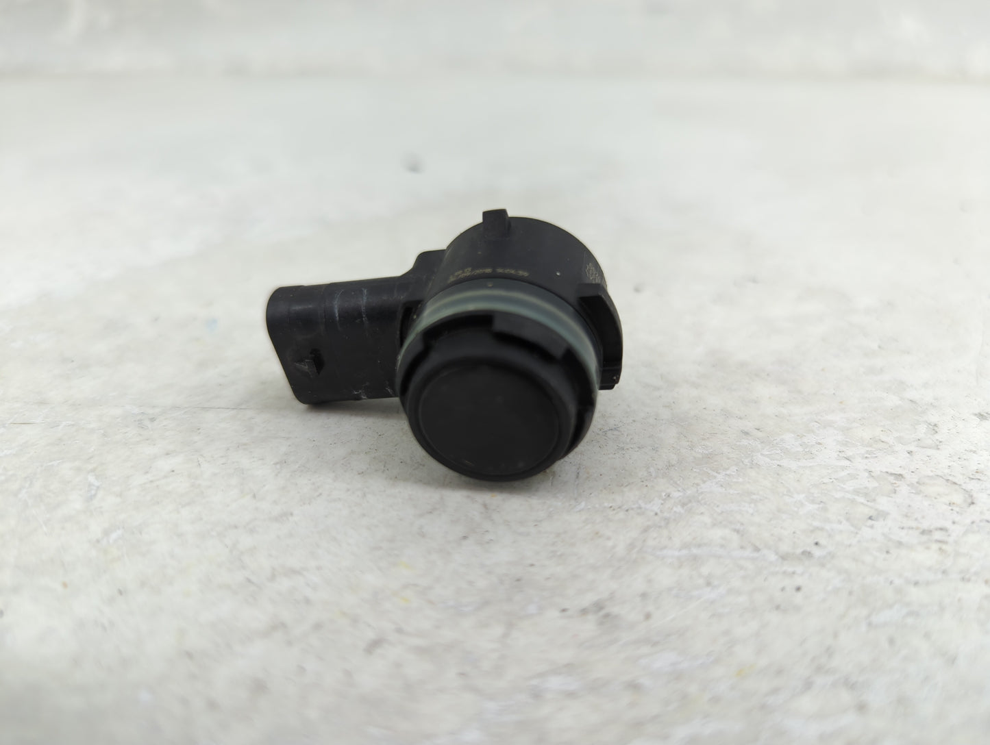 2019 Bmw 740 Front Park Assist Sensor Black 1456616 - Oemusedautoparts1.com