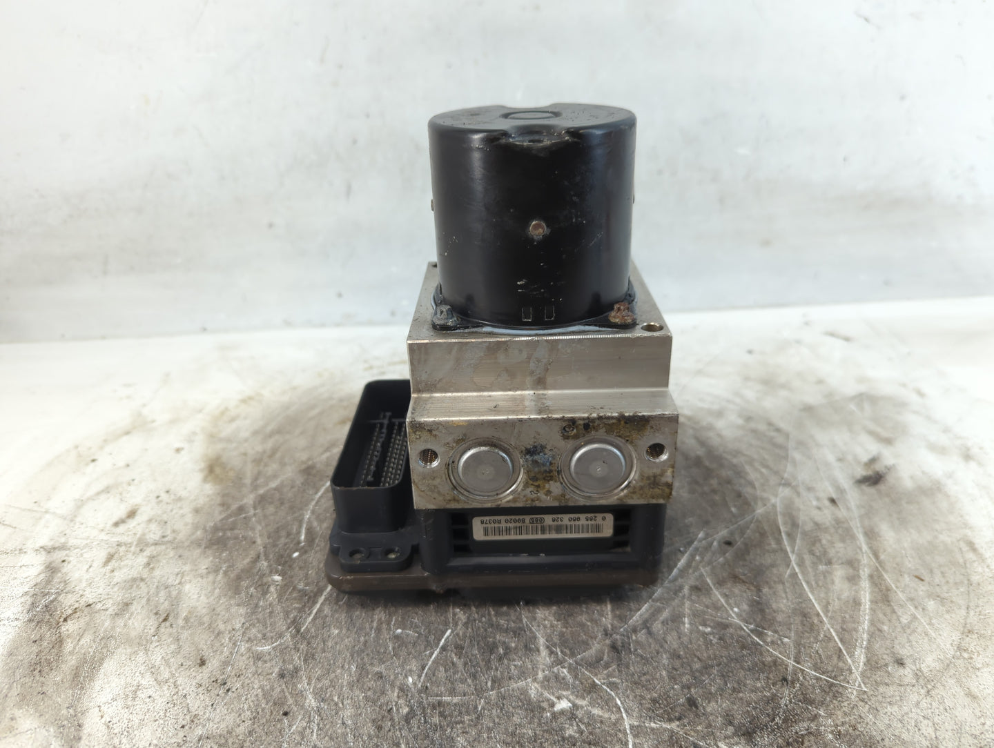 2016-2019 Bmw 750i ABS Pump Control Module Replacement P/N:10213510 Fits Fits 2016 2017 2018 2019 2020 2021 OEM Used Auto Pa