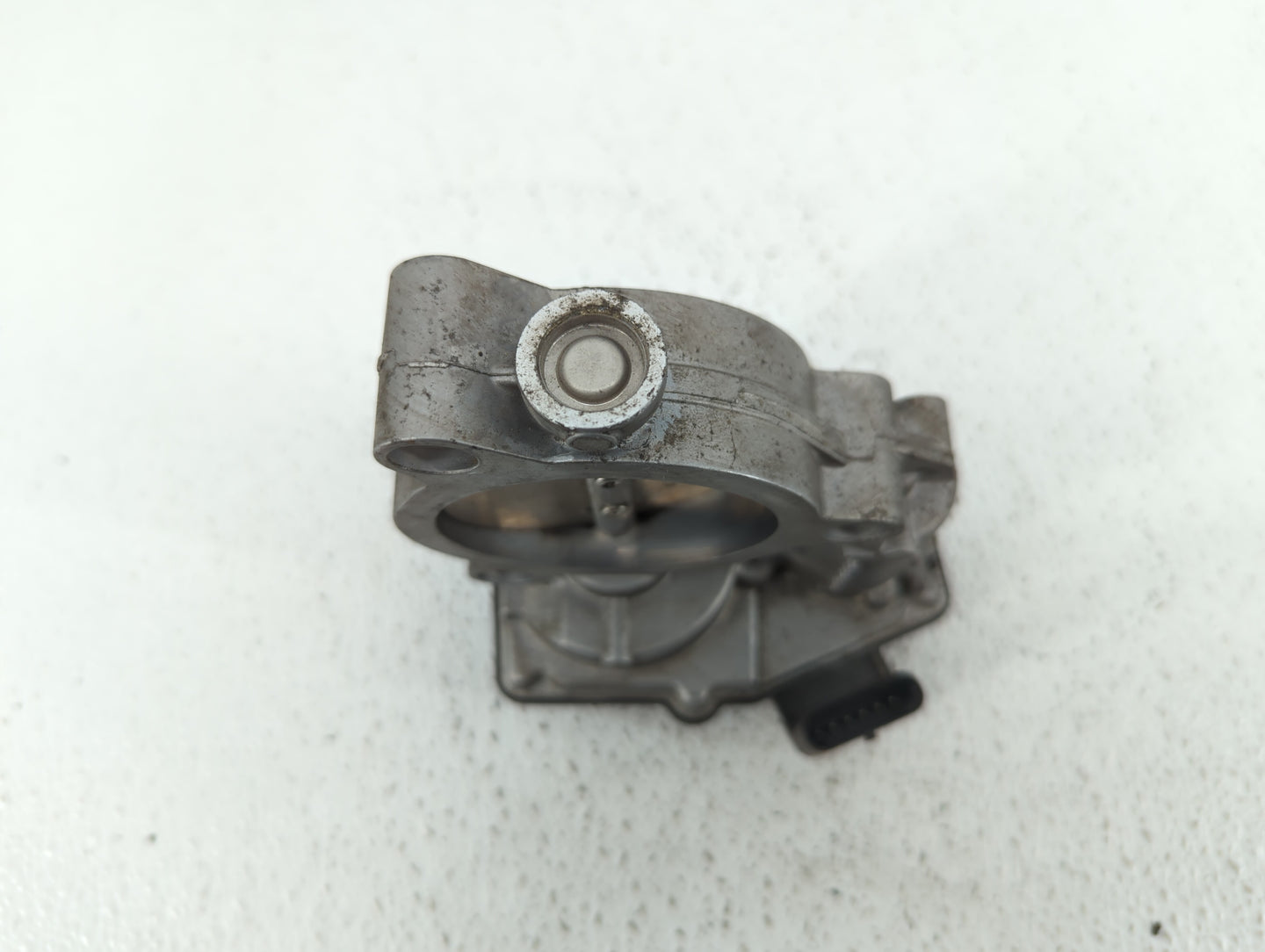 2016-2022 Bmw X1 Throttle Body P/N:7 619 008 7619008 Fits Fits 2016 2017 2018 2019 2020 2021 2022 OEM Used Auto Parts - Oemu