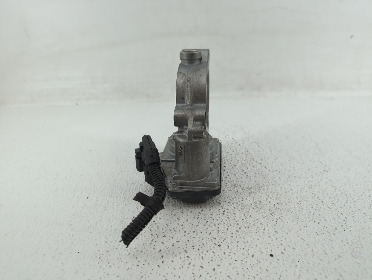 2016-2022 Bmw X1 Throttle Body P/N:7 619 008 7619008 Fits Fits 2016 2017 2018 2019 2020 2021 2022 OEM Used Auto Parts - Oemu