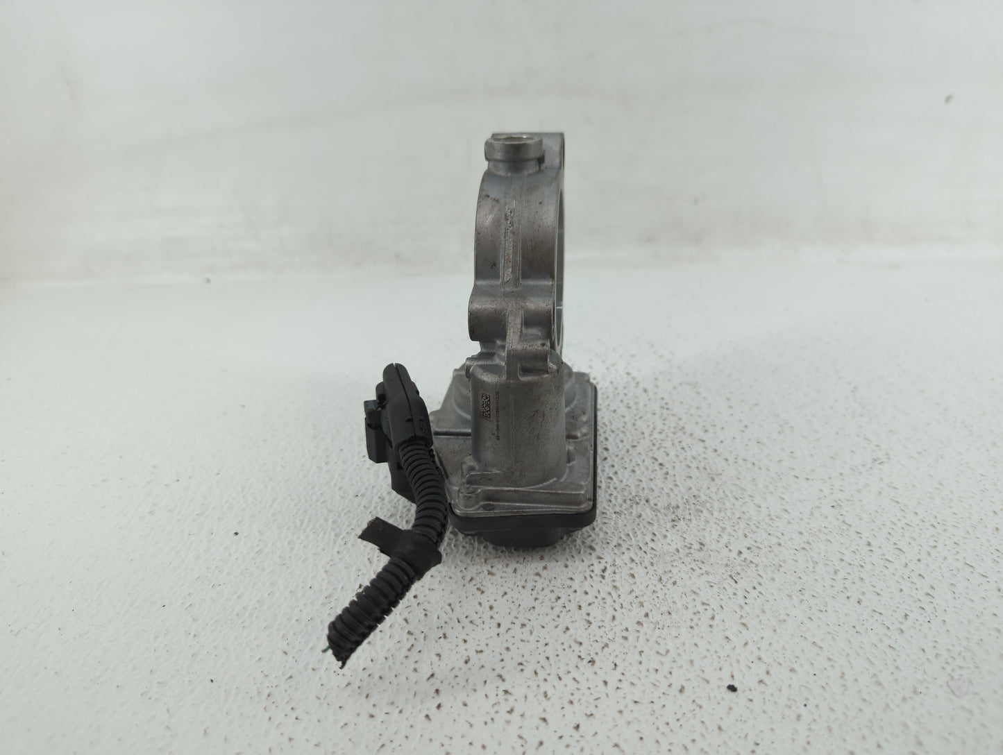 2016-2022 Bmw X1 Throttle Body P/N:7 619 008 7619008 Fits Fits 2016 2017 2018 2019 2020 2021 2022 OEM Used Auto Parts - Oemu