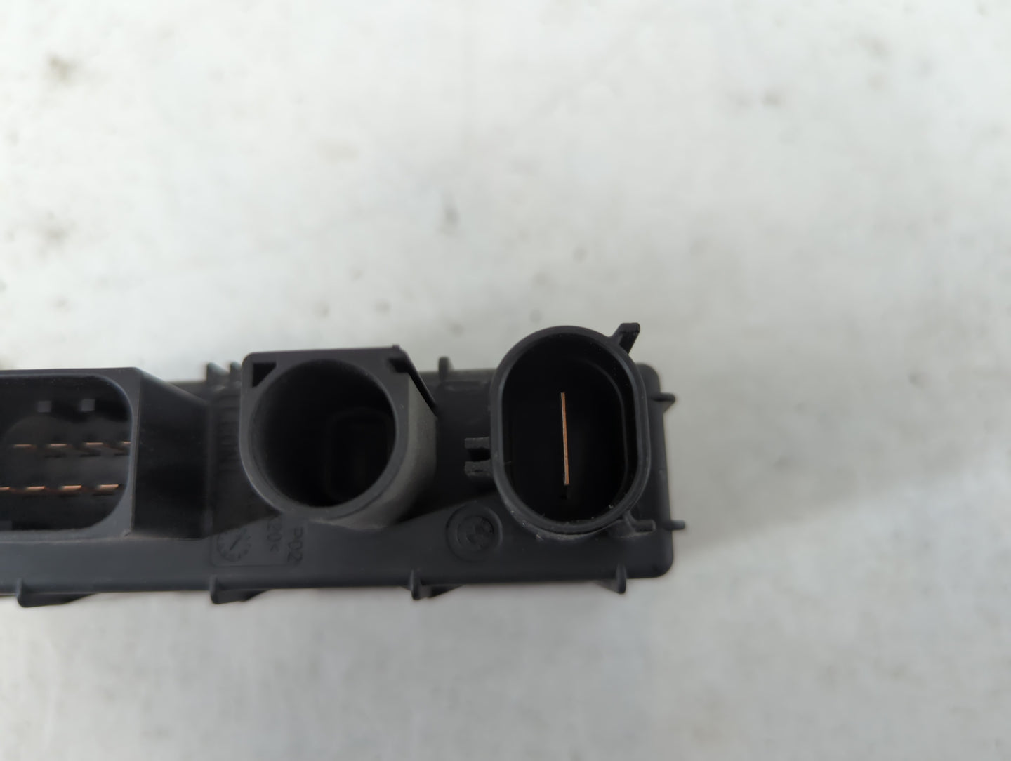 2018-2019 Bmw X1 PCM Engine Control Computer ECU ECM PCU OEM P/N:8647841-01 Fits Fits 2018 2019 OEM Used Auto Parts - Oemuse
