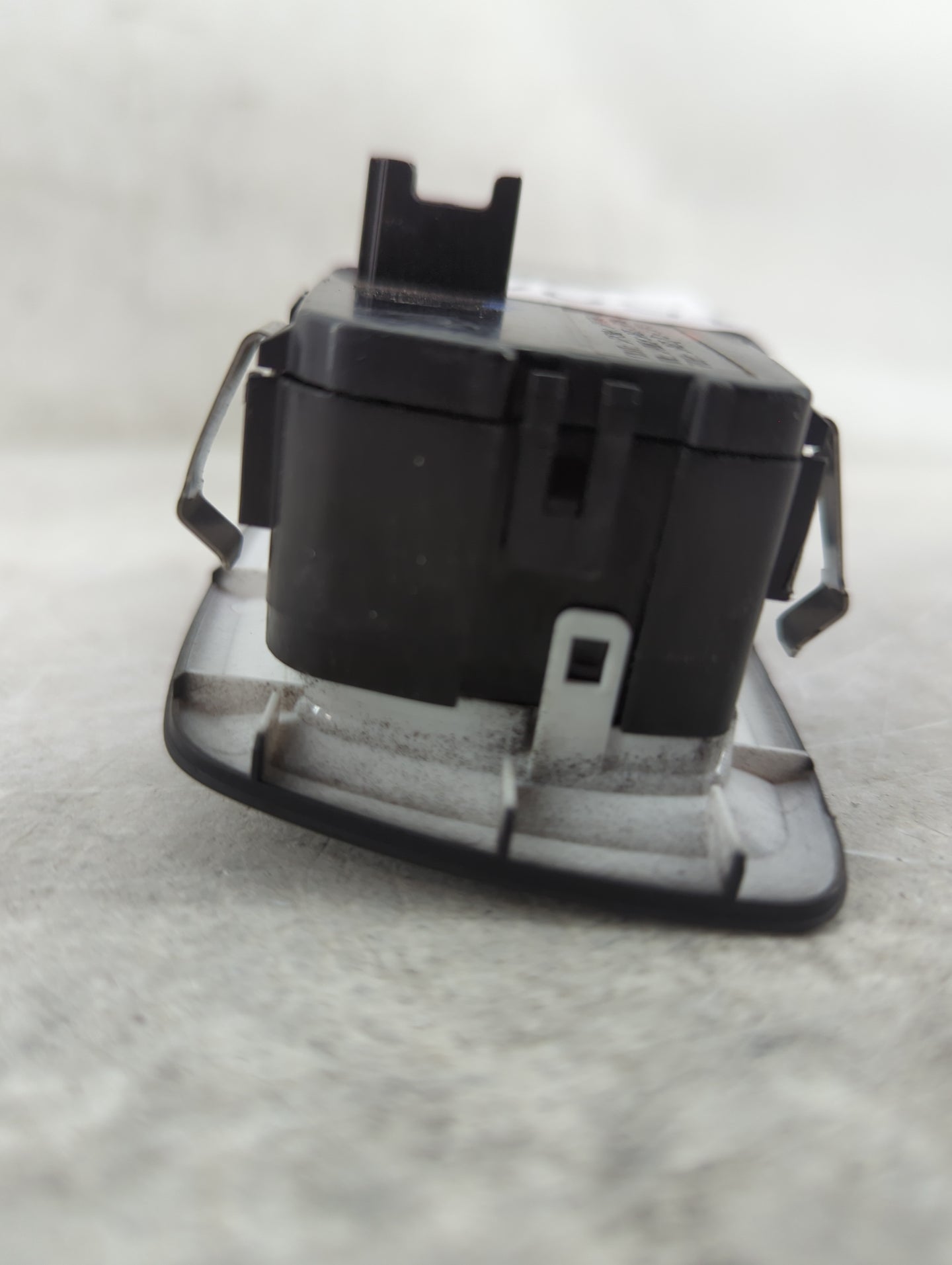 2019 Bmw X2 Headlight Lamp Control Switch - Oemusedautoparts1.com