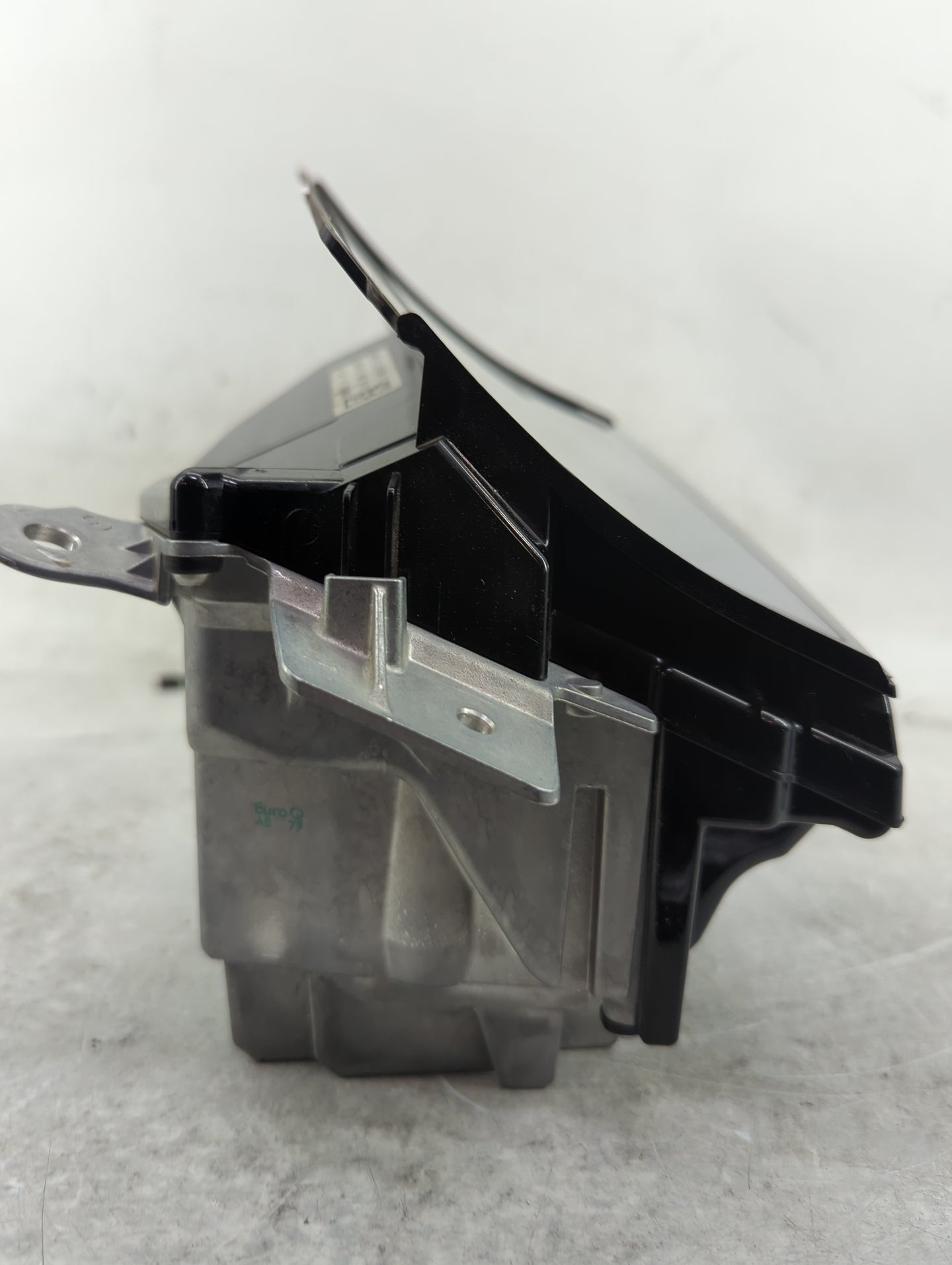 2018-2020 Bmw X2 Information Display Screen - Oemusedautoparts1.com