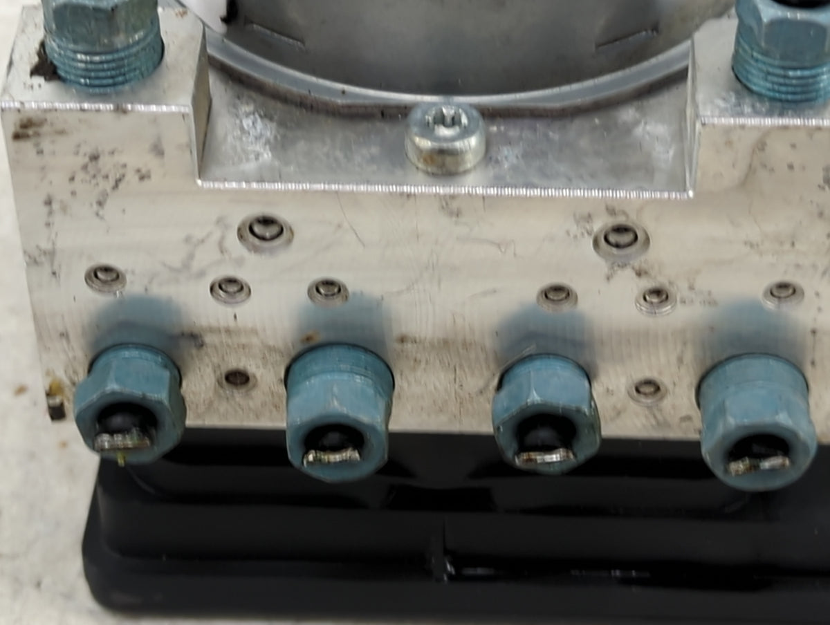 2019 Bmw X2 Anti-Lock Brake ABS Pump Module Actuator OEM P/N:3451-6897147-01 10.0220-1646.4 Fits OEM Used Auto Parts - Oemus