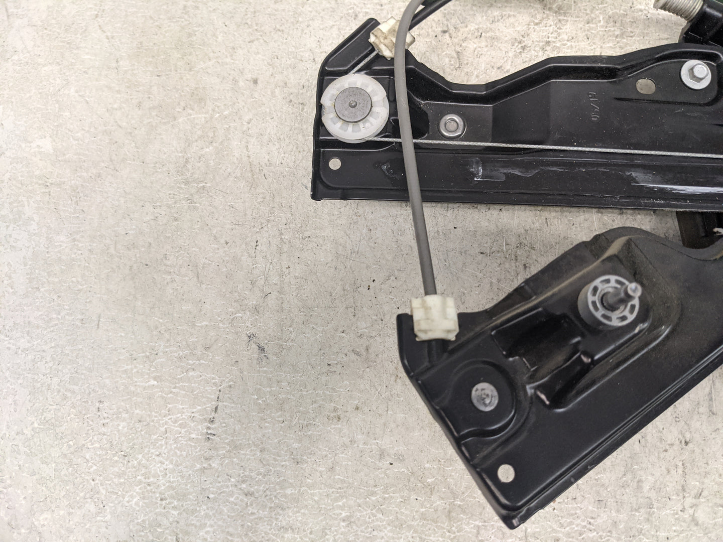 2018-2020 Bmw X2 Used Driver Left Front Window Regulator - Oemusedautoparts1.com