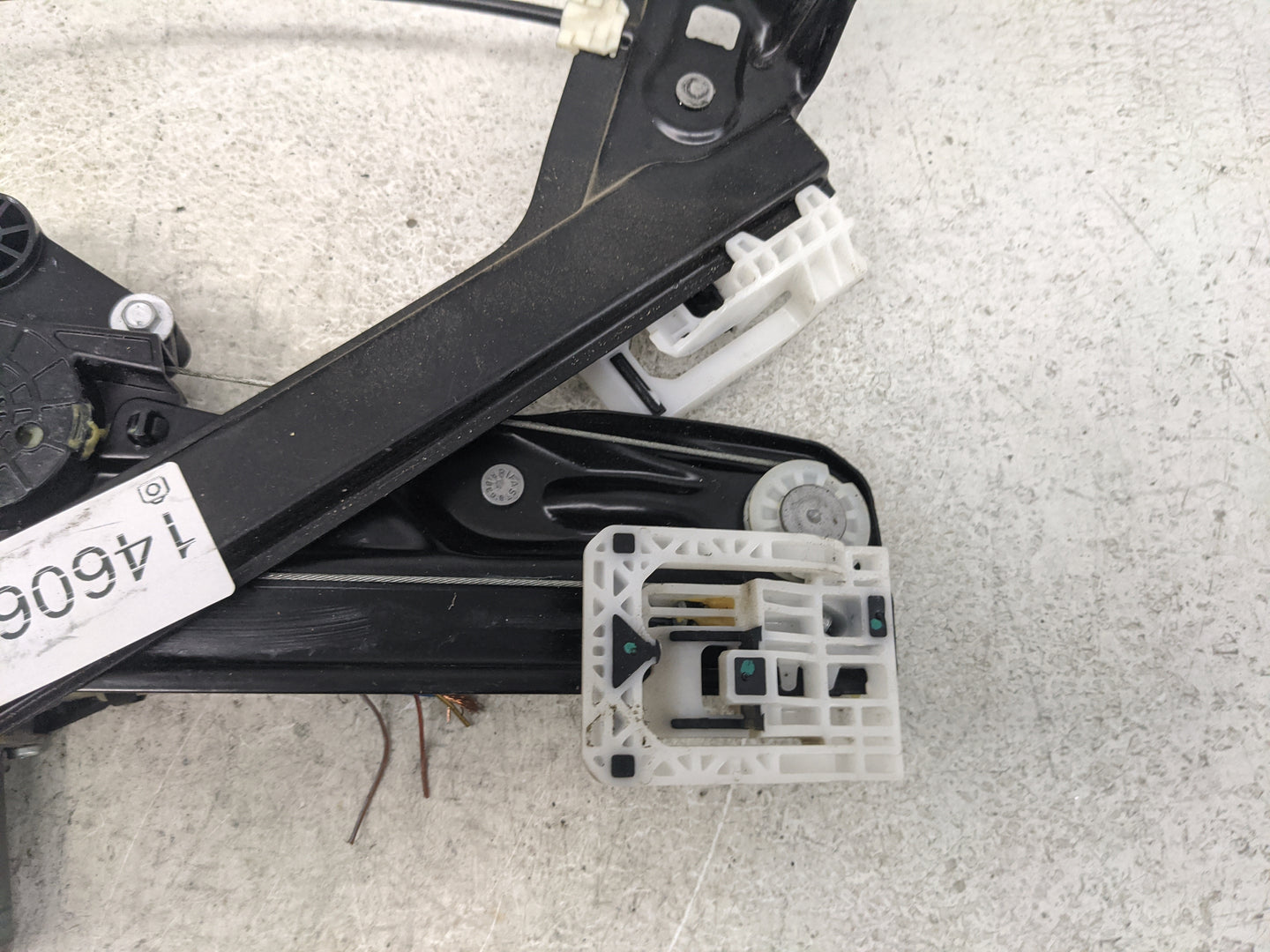 2018-2020 Bmw X2 Used Driver Left Front Window Regulator - Oemusedautoparts1.com