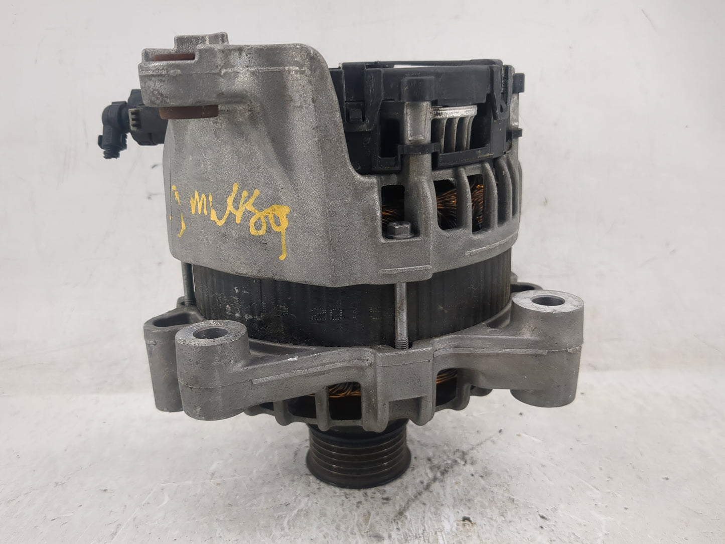 2018-2019 Bmw X3 Alternator Replacement Generator Charging Assembly Engine OEM P/N:8571357 0 125 814 004 Fits OEM Used Auto 