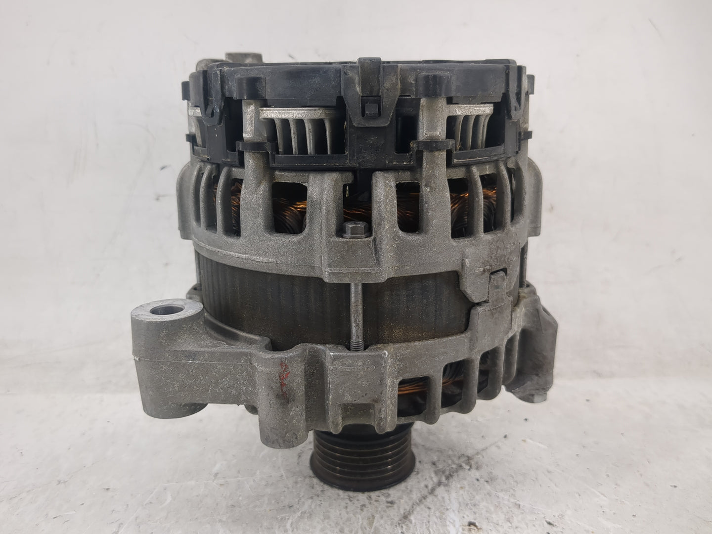 2018-2019 Bmw X3 Alternator Replacement Generator Charging Assembly Engine OEM P/N:8571357 0 125 814 004 Fits OEM Used Auto 