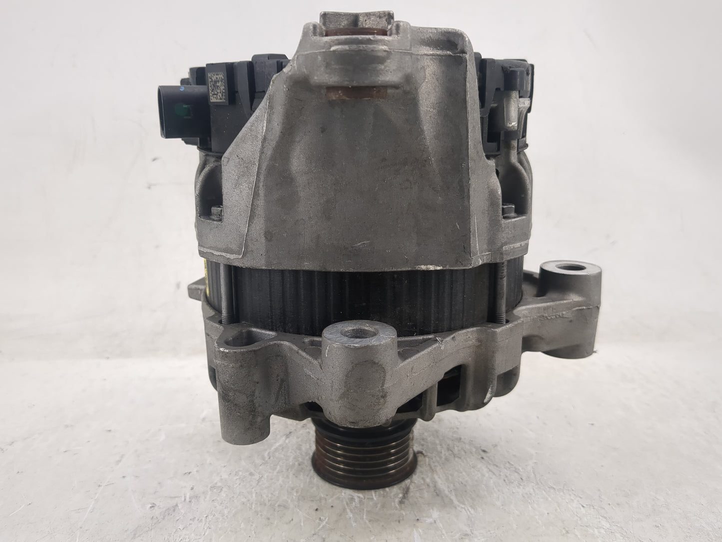 2018-2019 Bmw X3 Alternator Replacement Generator Charging Assembly Engine OEM P/N:8571357 0 125 814 004 Fits OEM Used Auto 