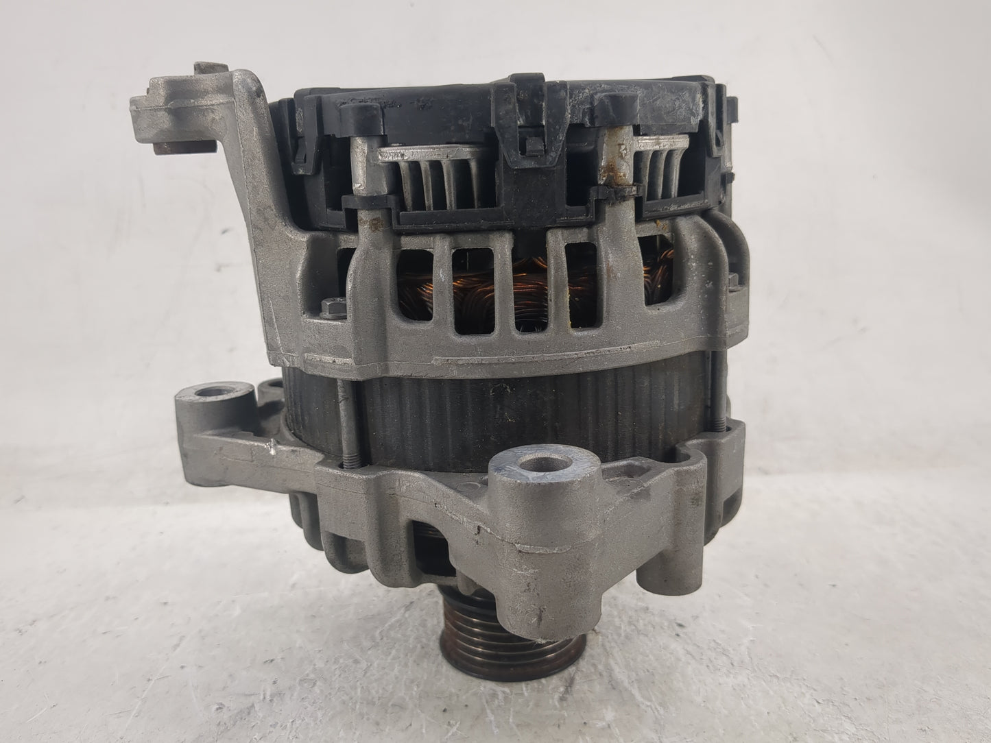 2018-2019 Bmw X3 Alternator Replacement Generator Charging Assembly Engine OEM P/N:8571357 0 125 814 004 Fits OEM Used Auto 