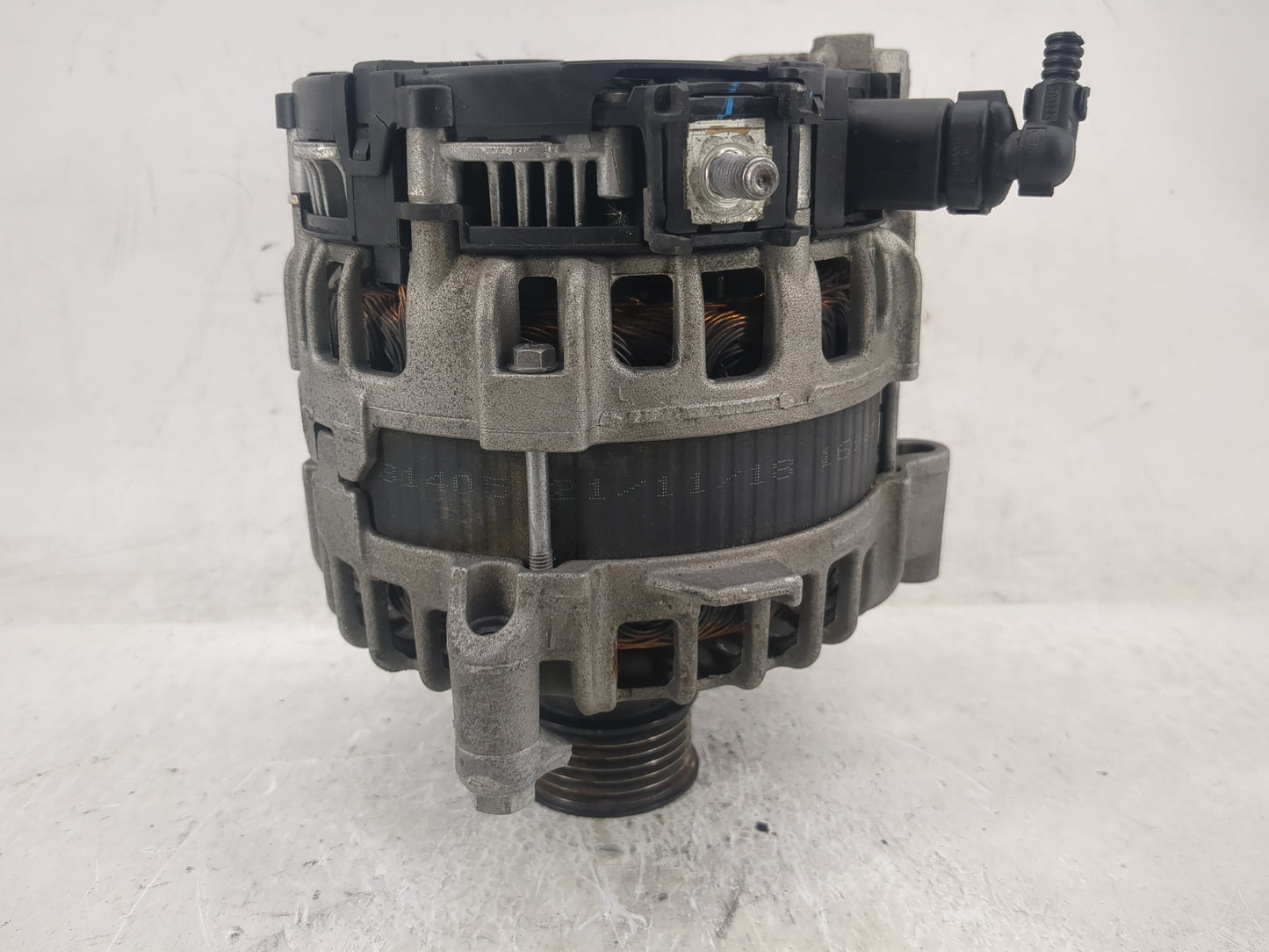 2018-2019 Bmw X3 Alternator Replacement Generator Charging Assembly Engine OEM P/N:8571357 0 125 814 004 Fits OEM Used Auto 