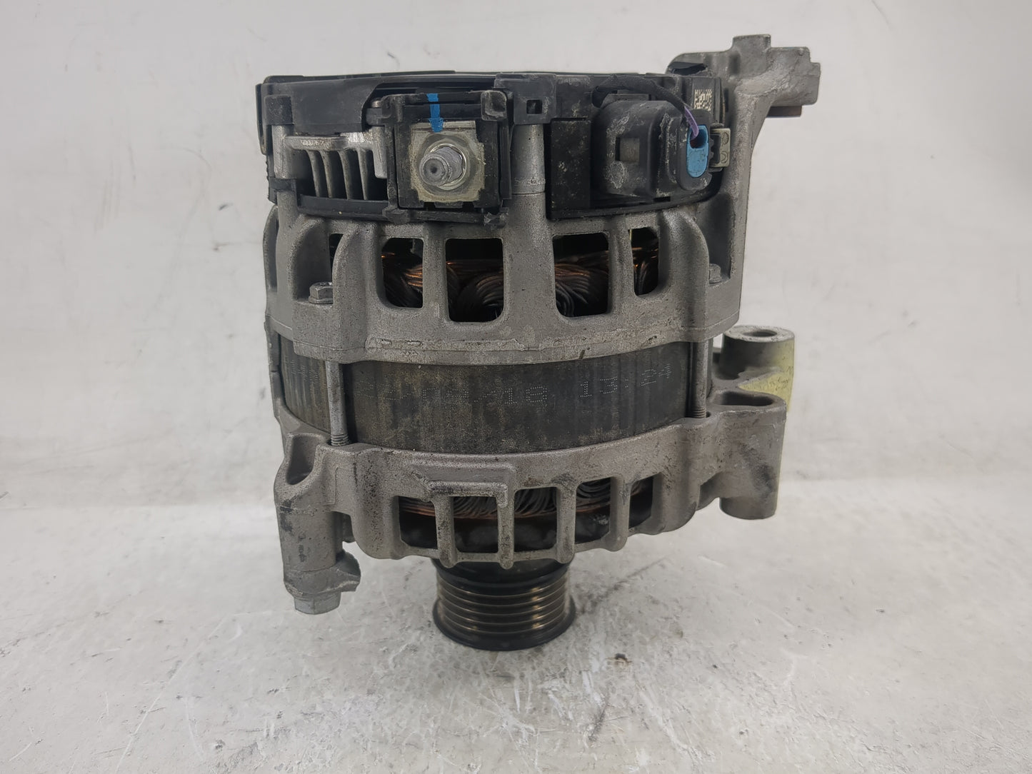 2018-2019 Bmw X3 Alternator Replacement Generator Charging Assembly Engine OEM P/N:8571357 0 125 814 004 Fits OEM Used Auto 