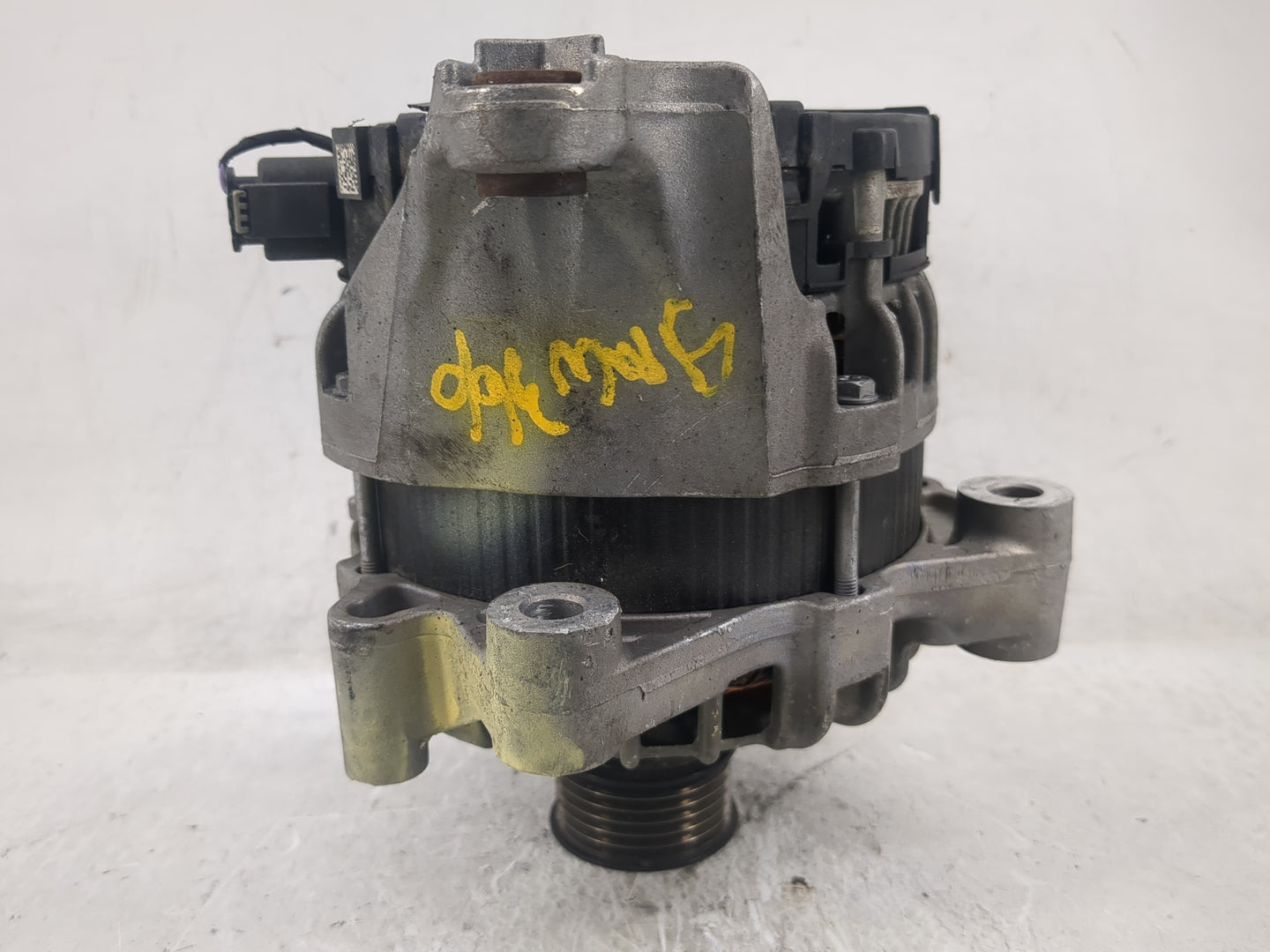 2018-2019 Bmw X3 Alternator Replacement Generator Charging Assembly Engine OEM P/N:8571357 0 125 814 004 Fits OEM Used Auto 