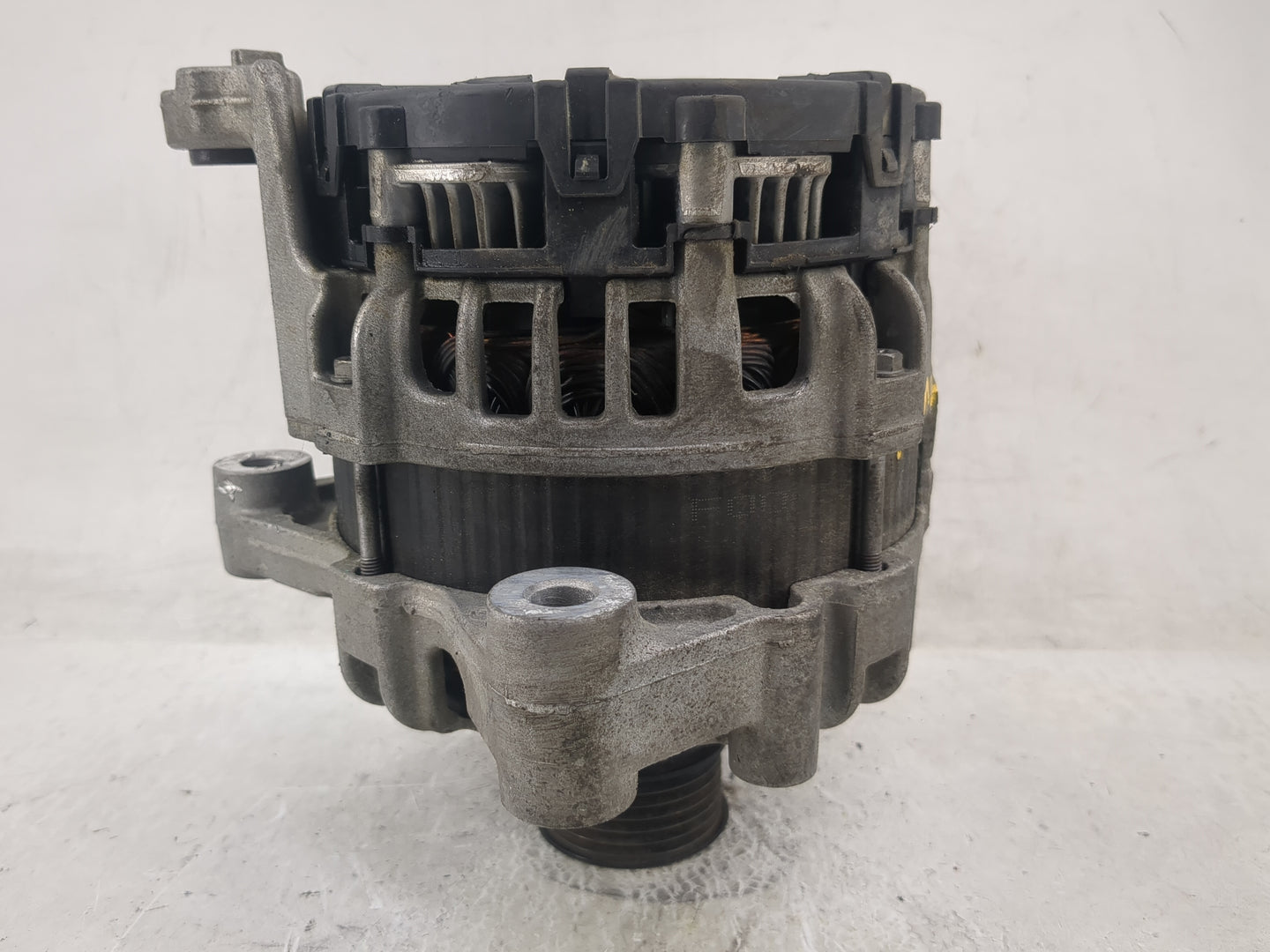 2018-2019 Bmw X3 Alternator Replacement Generator Charging Assembly Engine OEM P/N:8571357 0 125 814 004 Fits OEM Used Auto 