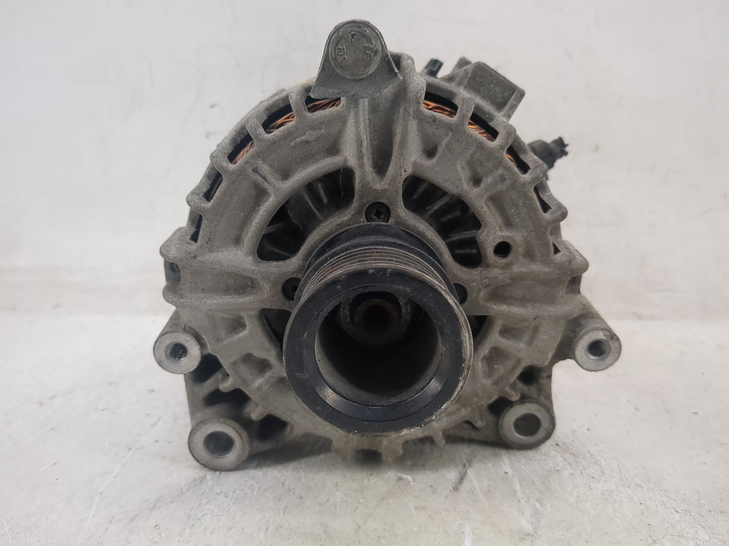 2018-2019 Bmw X3 Alternator Replacement Generator Charging Assembly Engine OEM P/N:8571357 0 125 814 004 Fits OEM Used Auto 