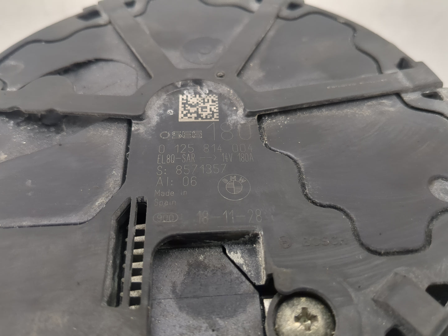 2018-2019 Bmw X3 Alternator Replacement Generator Charging Assembly Engine OEM P/N:8571357 0 125 814 004 Fits OEM Used Auto 