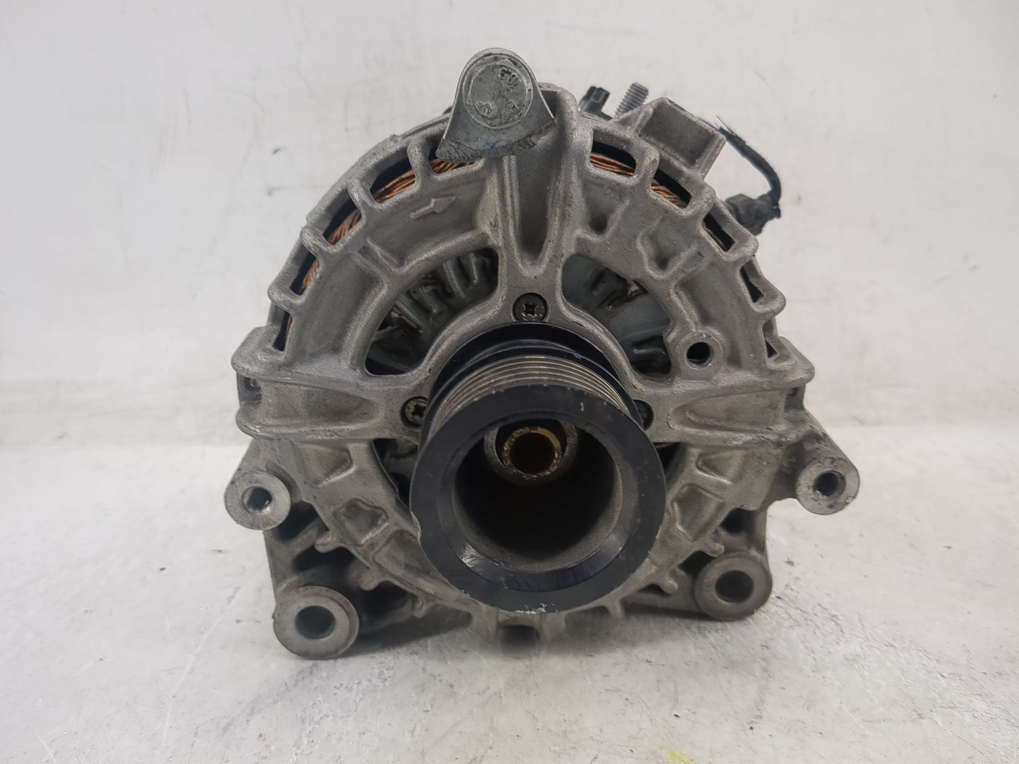 2018-2019 Bmw X3 Alternator Replacement Generator Charging Assembly Engine OEM P/N:8571357 0 125 814 004 Fits OEM Used Auto 