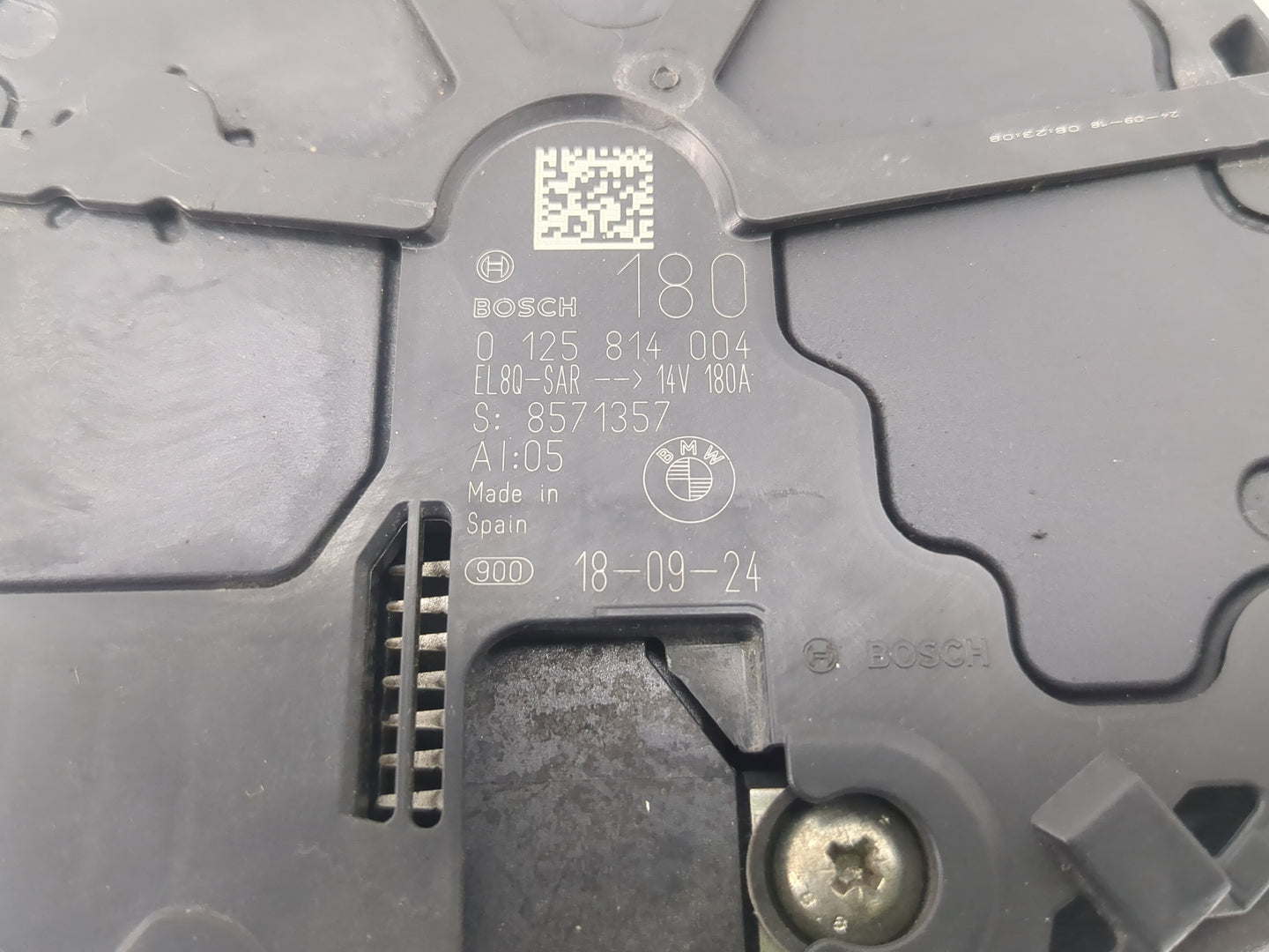 2018-2019 Bmw X3 Alternator Replacement Generator Charging Assembly Engine OEM P/N:8571357 0 125 814 004 Fits OEM Used Auto 