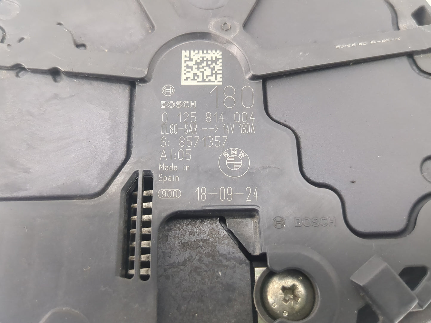 2018-2019 Bmw X3 Alternator Replacement Generator Charging Assembly Engine OEM P/N:8571357 0 125 814 004 Fits OEM Used Auto 