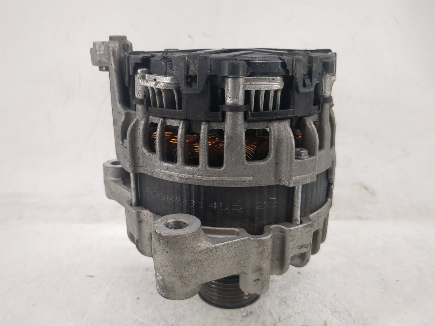 2018-2019 Bmw X3 Alternator Replacement Generator Charging Assembly Engine OEM P/N:8571357 0 125 814 004 Fits OEM Used Auto 