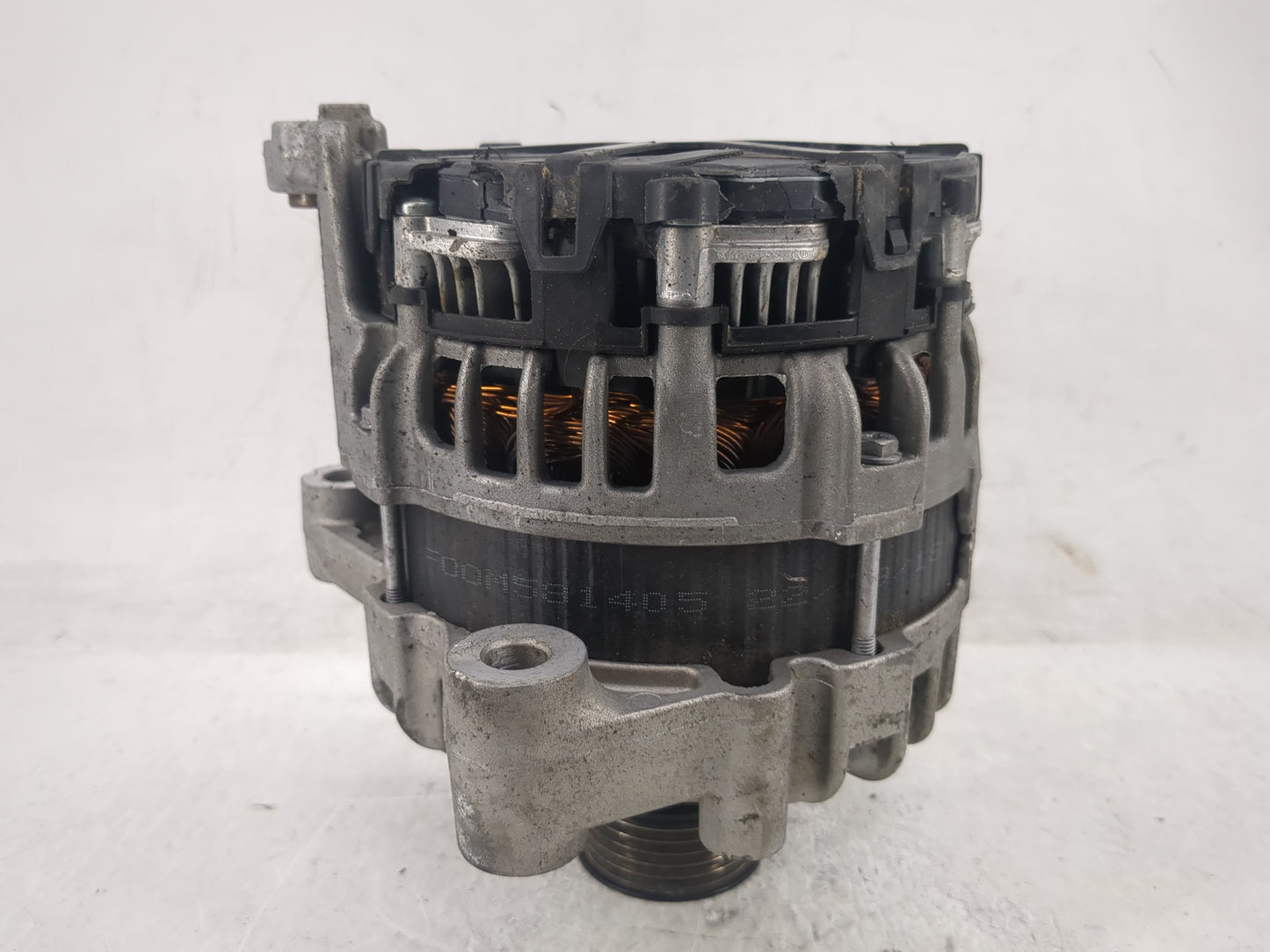 2018-2019 Bmw X3 Alternator Replacement Generator Charging Assembly Engine OEM P/N:8571357 0 125 814 004 Fits OEM Used Auto 