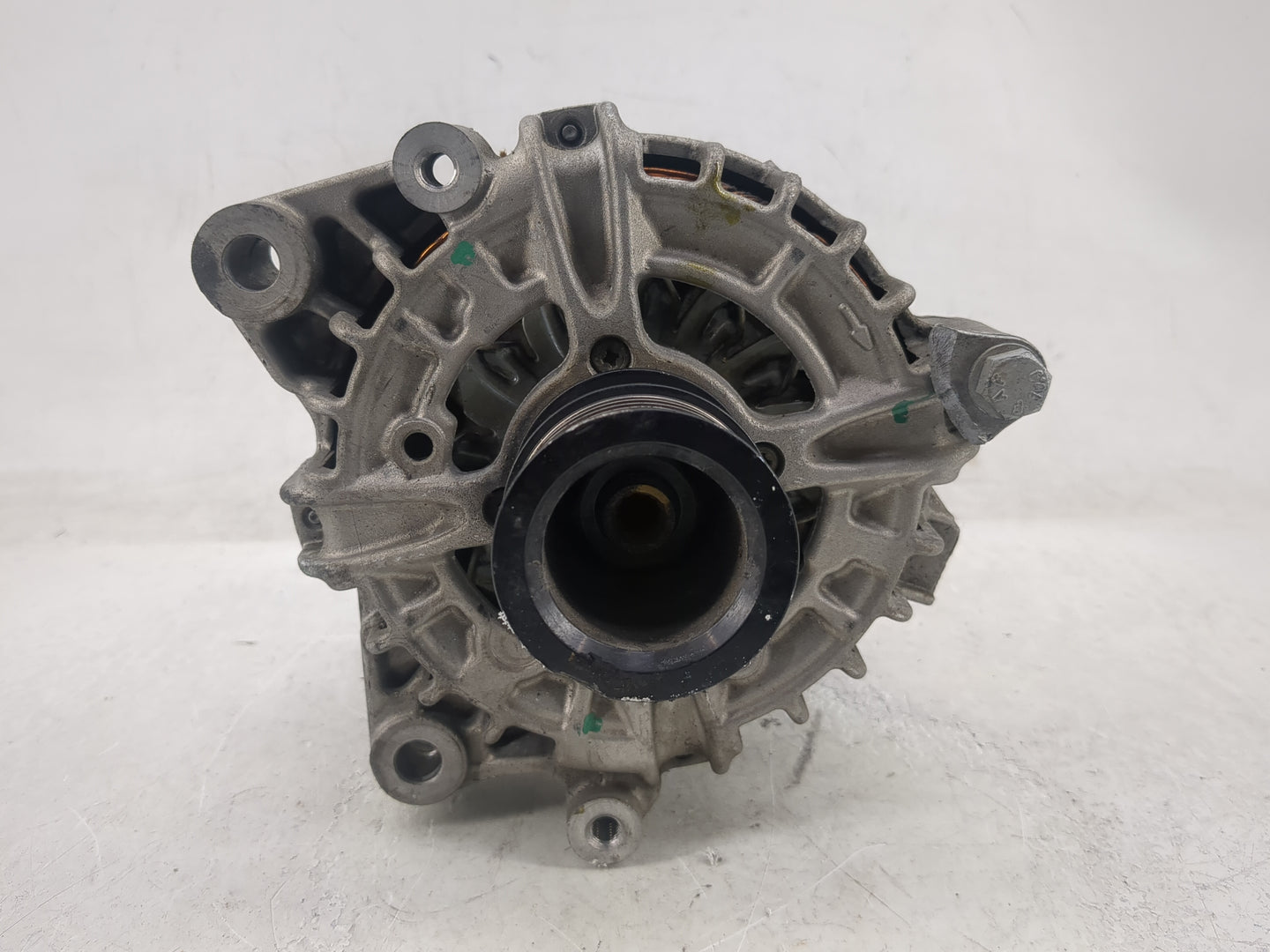 2018-2019 Bmw X3 Alternator Replacement Generator Charging Assembly Engine OEM P/N:8571357 0 125 814 004 Fits OEM Used Auto 