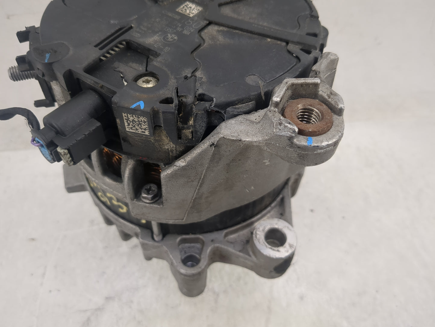 2018-2019 Bmw X3 Alternator Replacement Generator Charging Assembly Engine OEM P/N:8571357 0 125 814 004 Fits OEM Used Auto 
