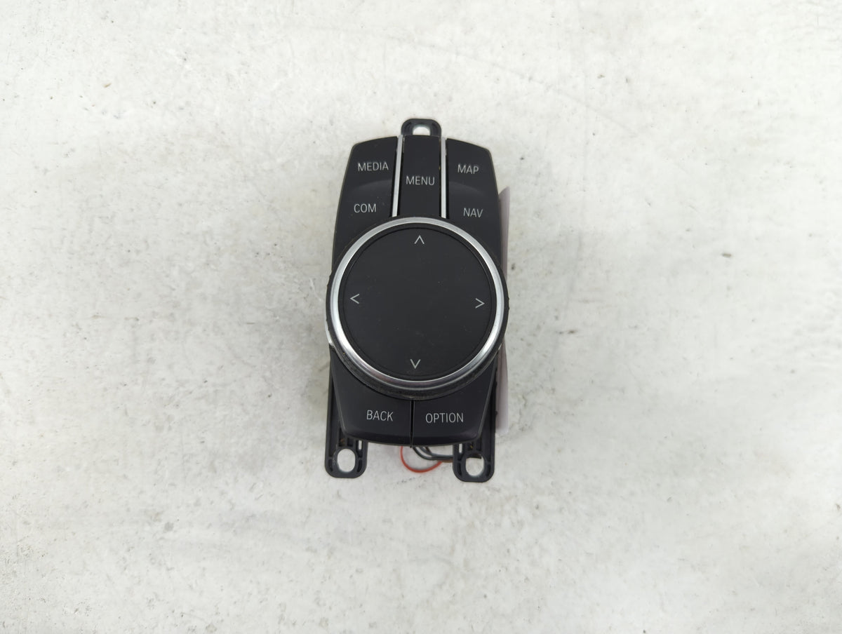 2019 Bmw X3 Radio AM FM Cd Player Receiver Replacement P/N:65829490075-01 90160-057/0017 OEM Used Auto Parts - Oemusedautopa