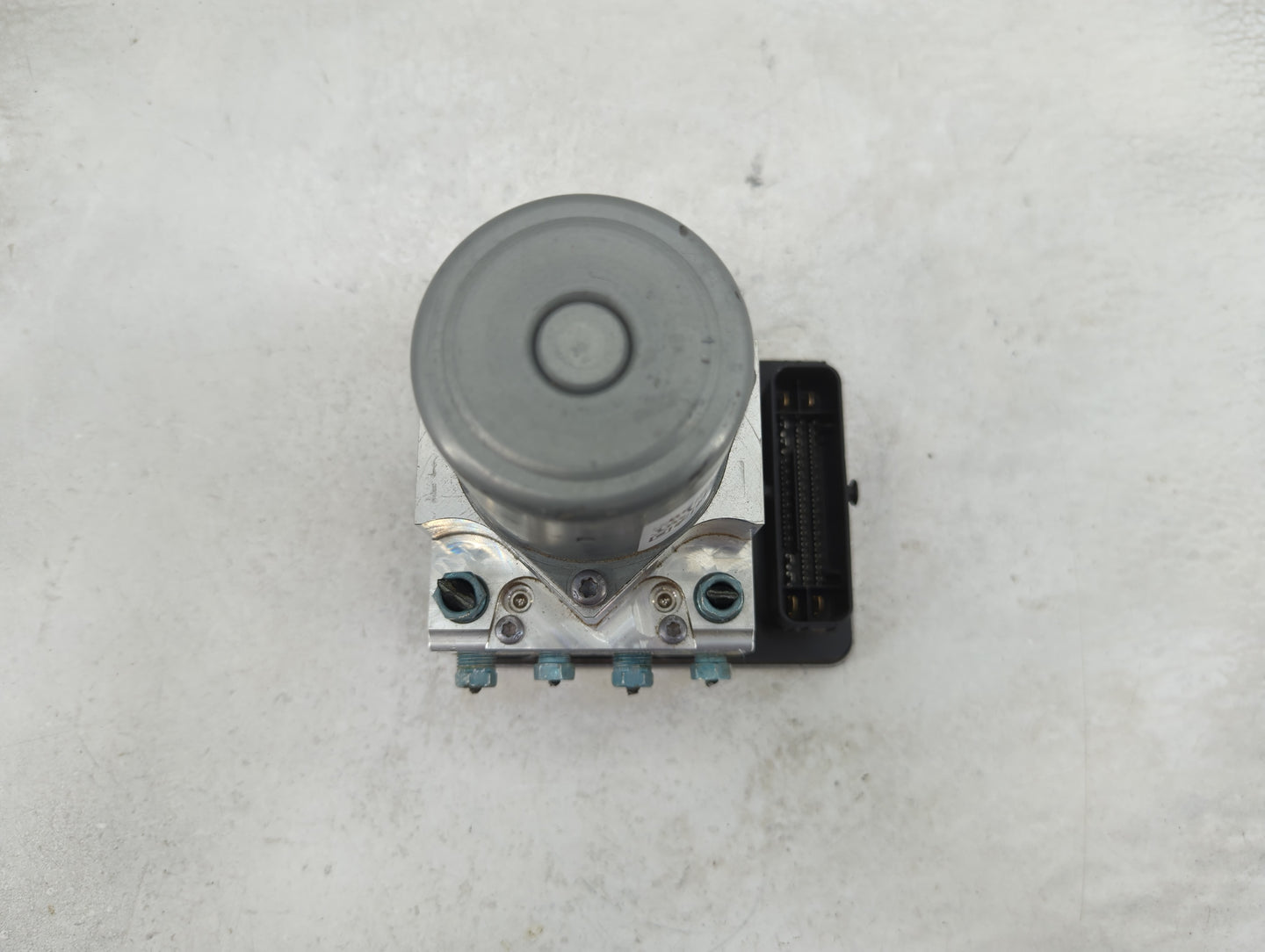2018-2021 Bmw X3 ABS Pump Control Module Replacement P/N:6895450 01 Fits Fits 2016 2017 2018 2019 2020 2021 OEM Used Auto Pa