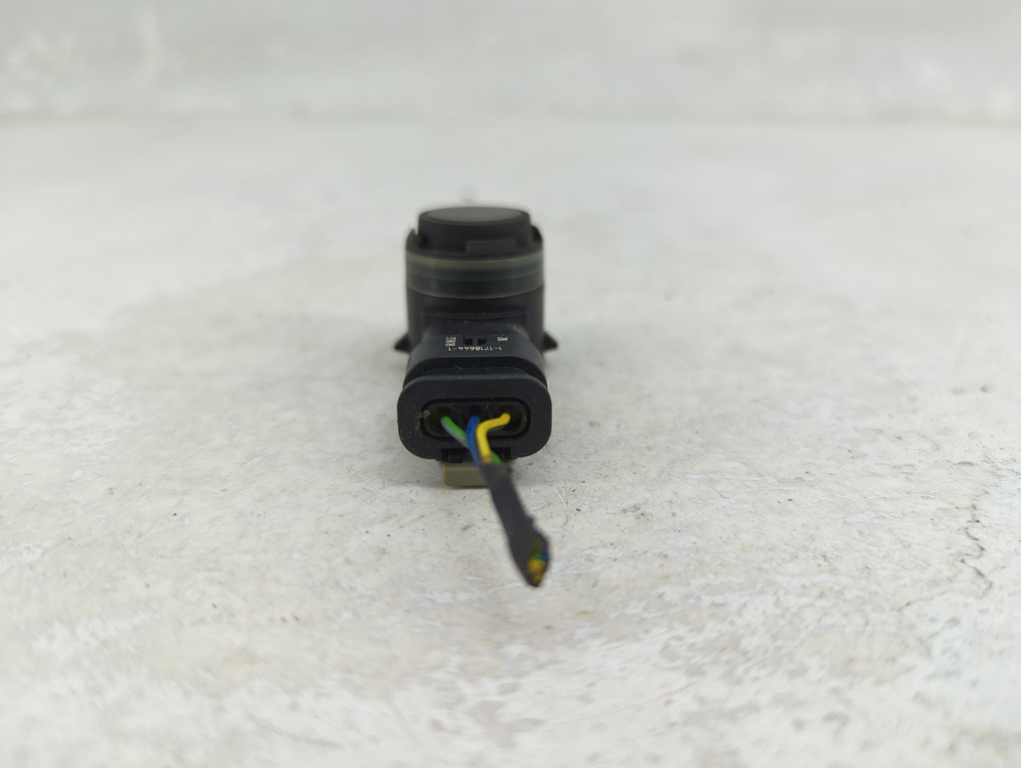 Park Assist Sensor - Oemusedautoparts1.com