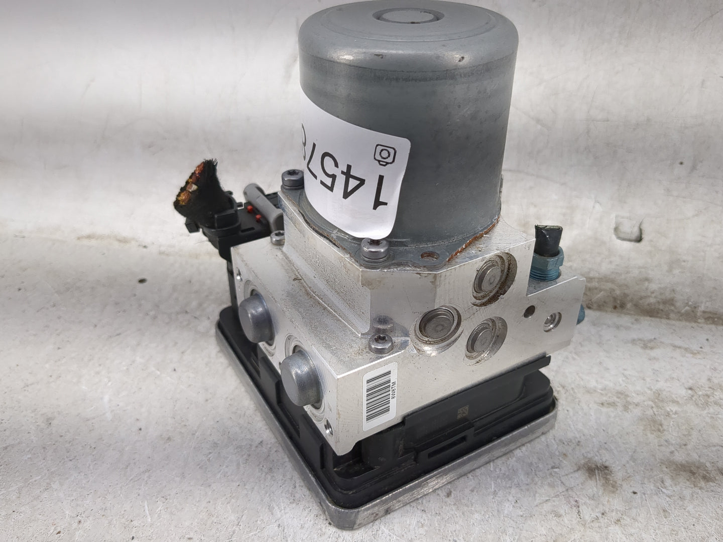 2018-2021 Bmw X3 ABS Pump Control Module Replacement P/N:6895450 01 Fits Fits 2016 2017 2018 2019 2020 2021 OEM Used Auto Pa
