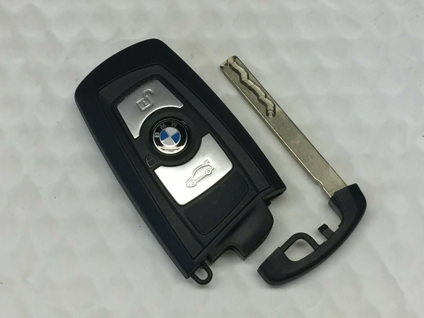 Bmw X3 Keyless Entry Remote Fob Ygohuf5767 9 312 523-03 3 Buttons - Oemusedautoparts1.com