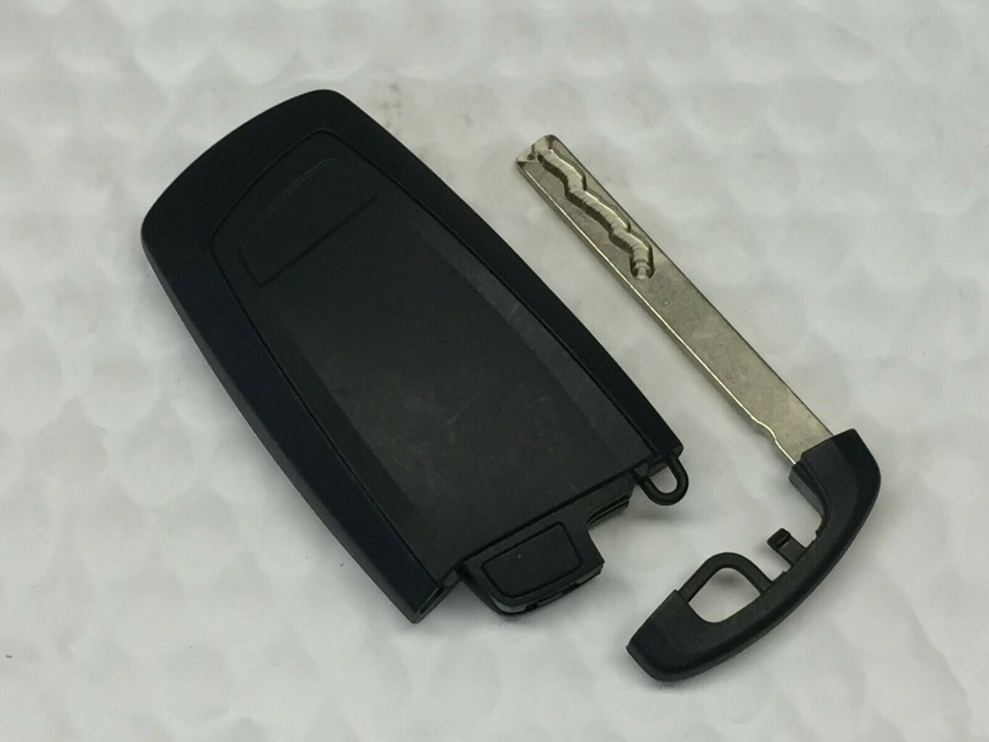 Bmw X3 Keyless Entry Remote Fob Ygohuf5767 9 312 523-03 3 Buttons - Oemusedautoparts1.com