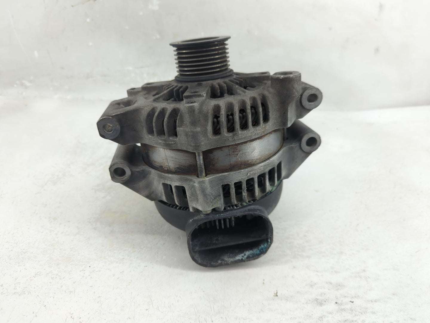 2019-2022 Bmw X5 Alternator Replacement Generator Charging Assembly Engine OEM P/N:7606628-03 Fits Fits 2019 2020 2021 2022 