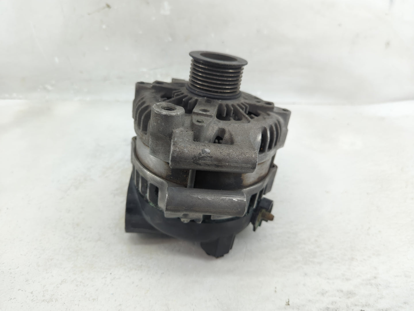 2019-2022 Bmw X5 Alternator Replacement Generator Charging Assembly Engine OEM P/N:7606628-03 Fits Fits 2019 2020 2021 2022 