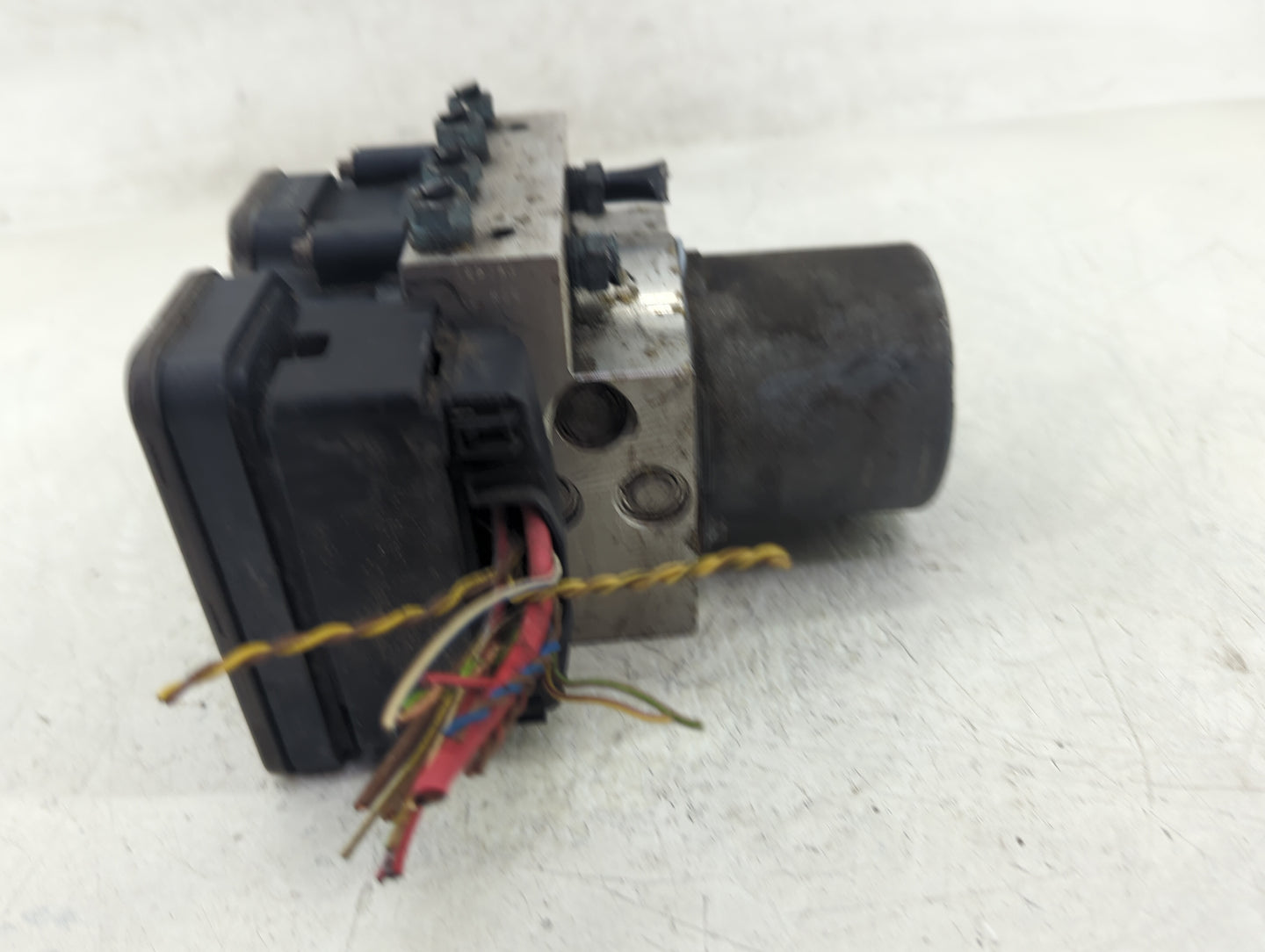 2019 Bmw X5 ABS Pump Control Module Replacement P/N:0265956169 2265106486 Fits OEM Used Auto Parts - Oemusedautoparts1.com