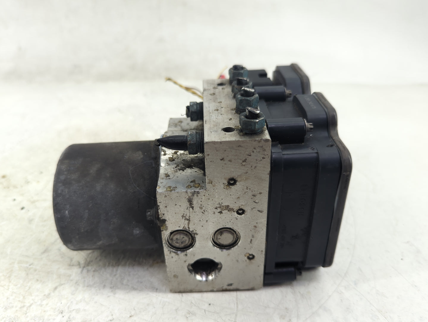 2019 Bmw X5 ABS Pump Control Module Replacement P/N:0265956169 2265106486 Fits OEM Used Auto Parts - Oemusedautoparts1.com
