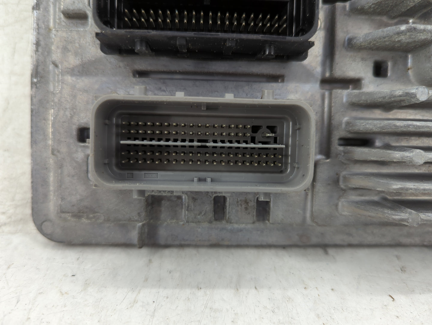 2019 Buick Cascada PCM Engine Control Computer ECU ECM PCU OEM P/N:12695524 Fits Fits 2017 2018 2020 2021 2022 OEM Used Auto