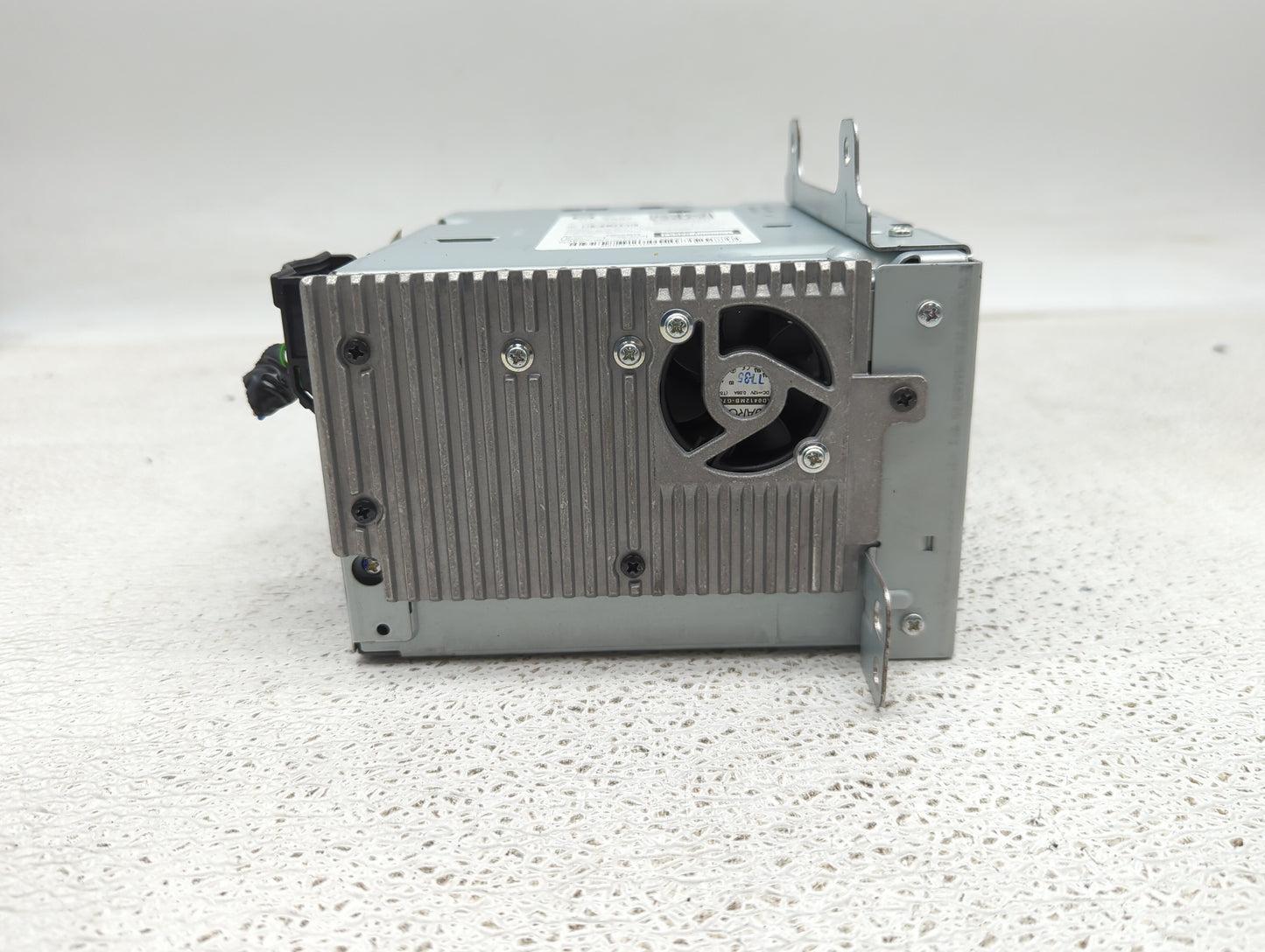 2018-2019 Buick Cascada Radio AM FM Cd Player Receiver Replacement P/N:84172897 Fits Fits 2018 2019 OEM Used Auto Parts - Oe