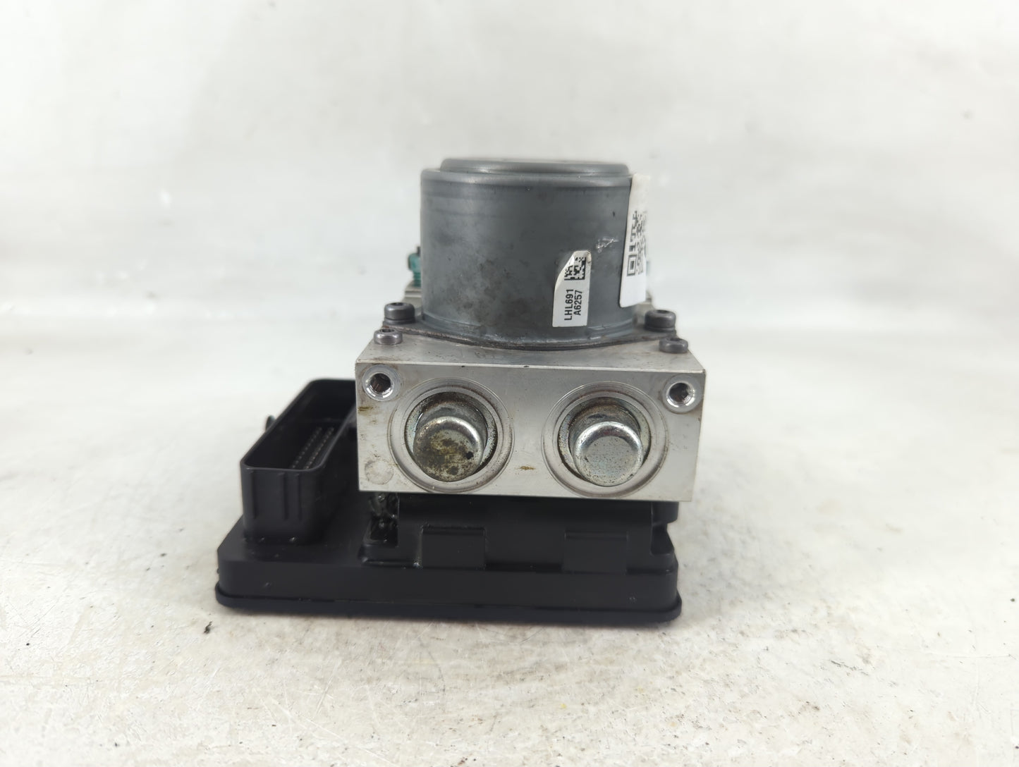 2019-2020 Buick Enclave ABS Pump Control Module Replacement P/N:8450 3309 Fits Fits 2019 2020 2021 2022 OEM Used Auto Parts 
